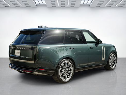 Certified 2025 Land Rover Range Rover SE AWD/4WD image 6