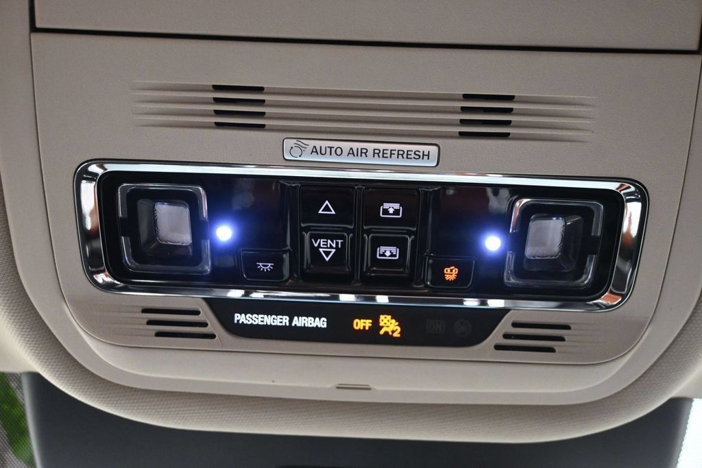 Used 2023 Lincoln Aviator Reserve w/ Equipment Group 201A AWD/4WD image 23
