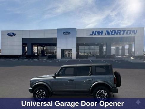 Used 2024 Ford Bronco Outer Banks AWD/4WD image 8
