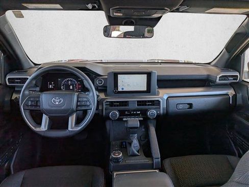 Used 2026 Toyota 4Runner SR5 AWD/4WD image 18