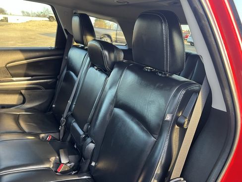 Used 2015 Dodge Journey Crossroad w/ Flexible Seating Group image 17