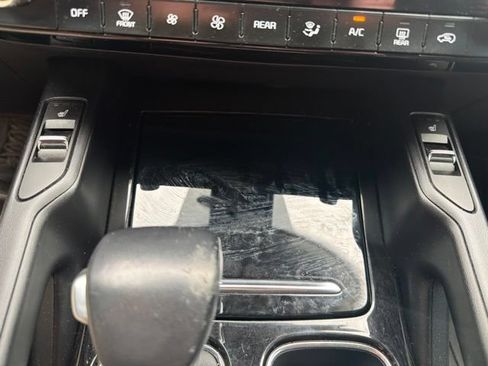 Used 2022 Kia Telluride S AWD/4WD image 32