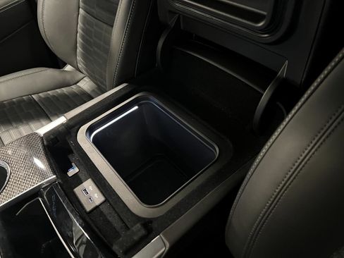 Used 2026 Cadillac Escalade V image 20