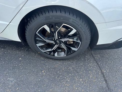 Used 2025 Hyundai Sonata SEL FWD image 5