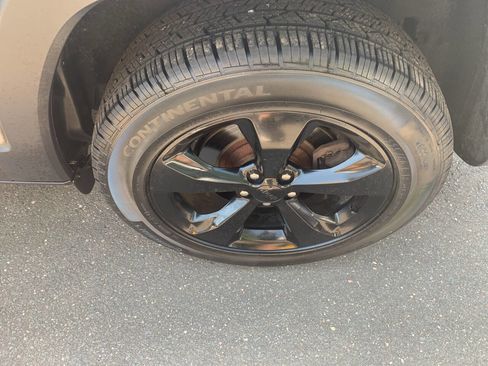 Used 2016 Jeep Cherokee High Altitude image 12