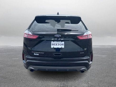 Certified 2022 Ford Edge Titanium w/ Equipment Group 301A AWD/4WD image 9