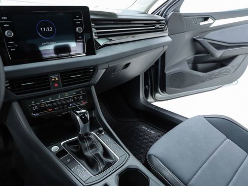 New 2026 Volkswagen Jetta SE image 23