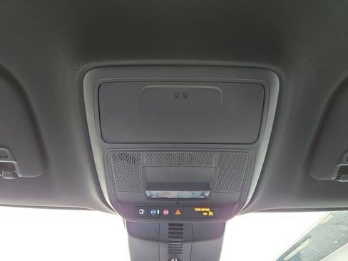 New 2026 GMC Acadia AT4 image 33