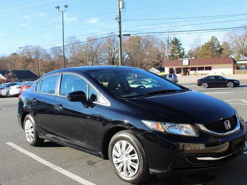 Used 2015 Honda Civic LX image 3