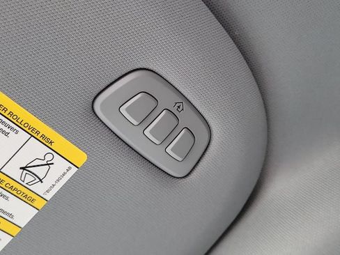 Used 2023 Ford F150 Lariat RWD image 32
