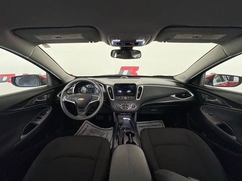 Used 2022 Chevrolet Malibu LT image 33
