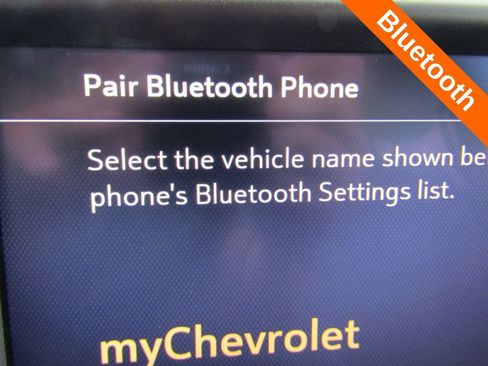 Used 2023 Chevrolet Silverado 2500 LT AWD/4WD image 9