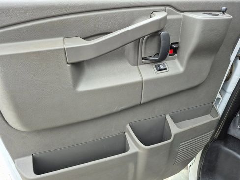 Certified 2023 Chevrolet Express 2500 w/ Driver Convenience Package image 13