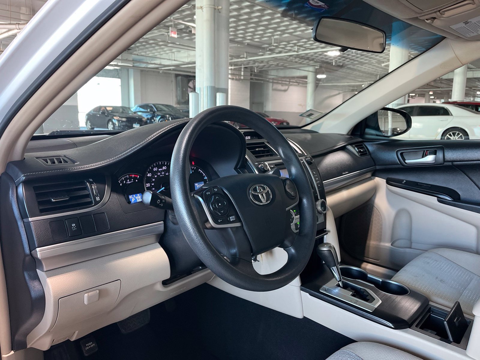 Used 2012 Toyota Camry LE FWD image 16