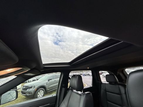 Used 2022 Jeep Grand Cherokee Limited w/ Tech Group image 28