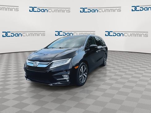Used 2019 Honda Odyssey Elite image 4