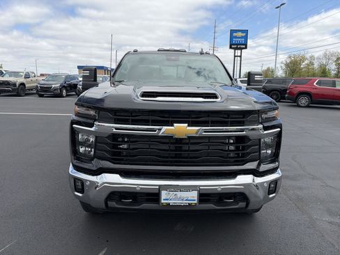 New 2026 Chevrolet Silverado 2500 LT w/ True North Edition AWD/4WD image 17