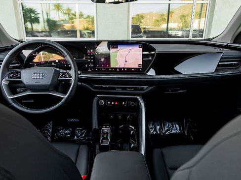 Certified 2025 Audi Q5 Premium Plus w/ Premium Plus image 20