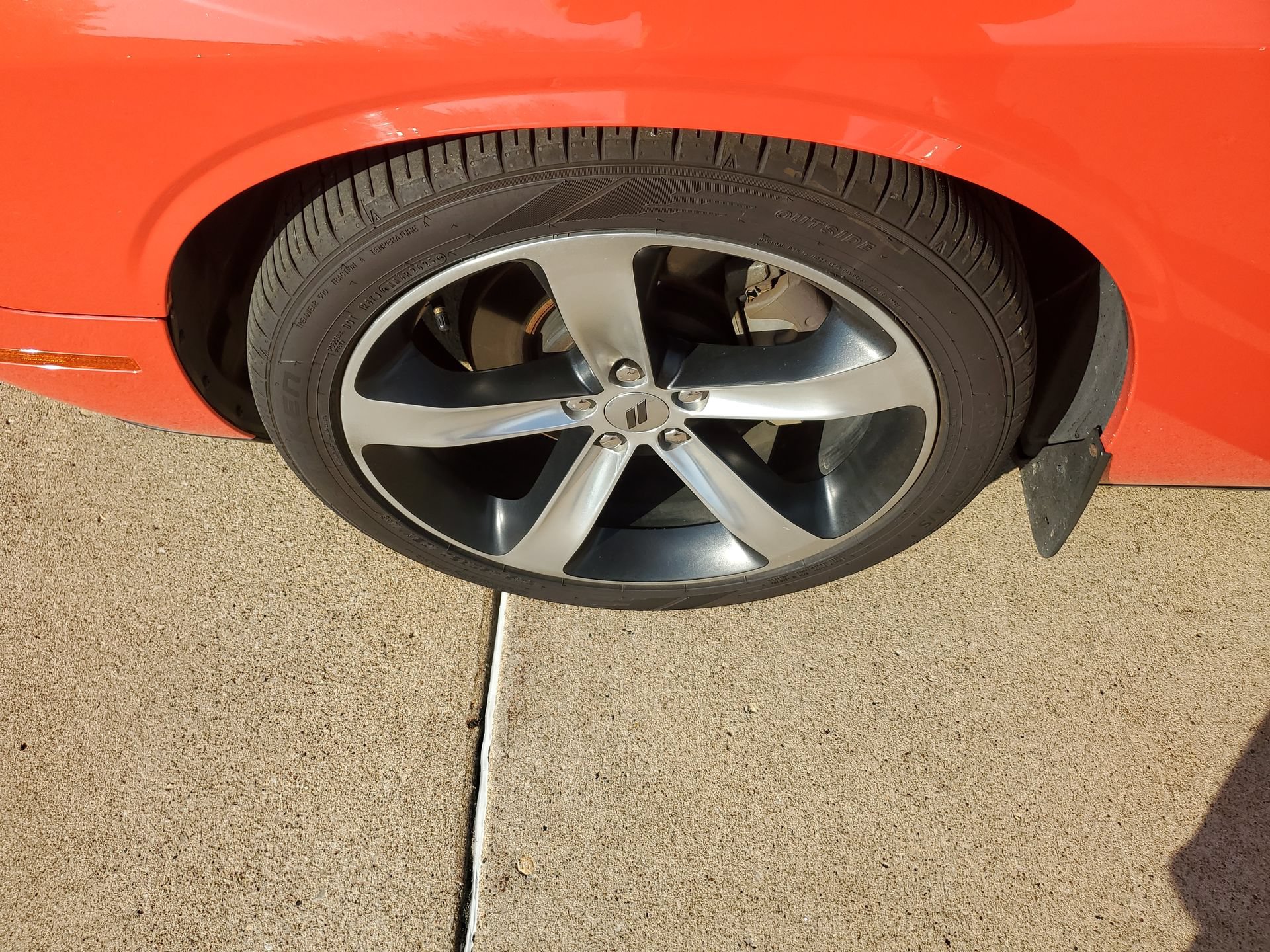 Used 2017 Dodge Challenger R/T Plus RWD image 38