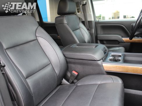 Used 2018 Chevrolet Silverado 1500 LTZ w/ Sport Package AWD/4WD image 33