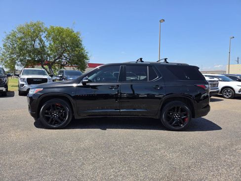 Used 2021 Chevrolet Traverse Premier w/ Redline Edition FWD image 2