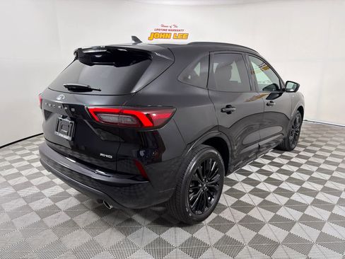 Used 2023 Ford Escape ST-Line Elite AWD/4WD image 6