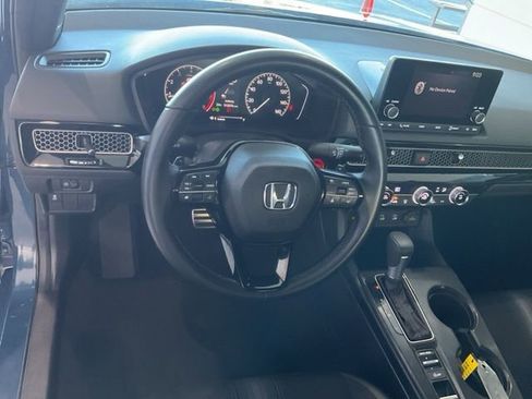 Used 2025 Honda Civic Sport image 6
