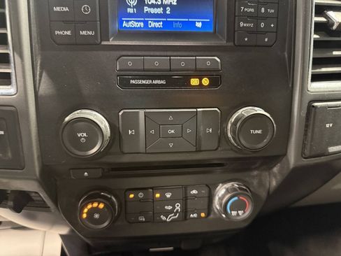 Used 2017 Ford F250 XLT w/ FX4 Off-Road Package AWD/4WD image 14
