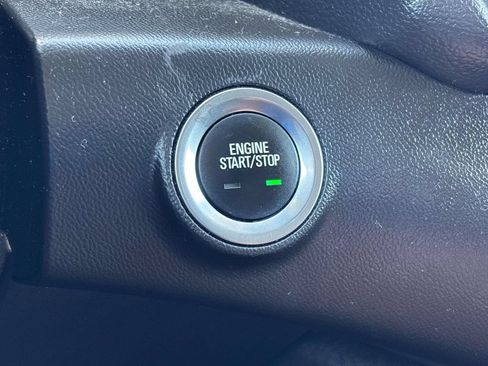 Used 2024 GMC Terrain SLE w/ Driver Convenience Package AWD/4WD image 28