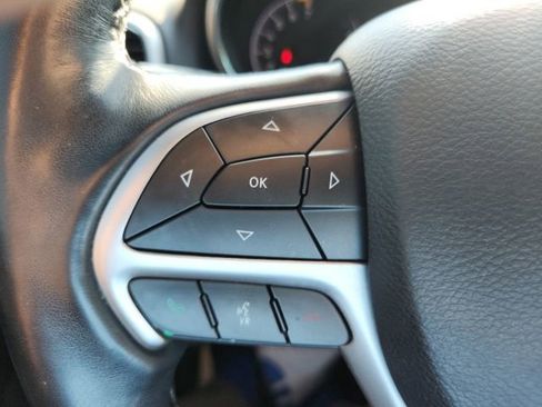 Used 2020 Jeep Grand Cherokee Limited RWD image 34