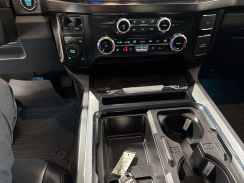 Used 2023 Ford F250 Lariat w/ Lariat Ultimate Package image 30