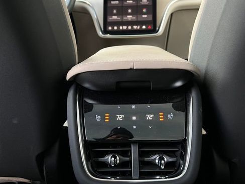 Used 2025 Volvo EX90 Ultra image 29