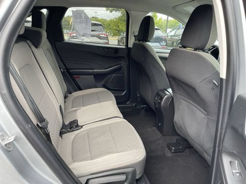 Certified 2022 Ford Escape SE w/ Cold Weather Package AWD/4WD image 21