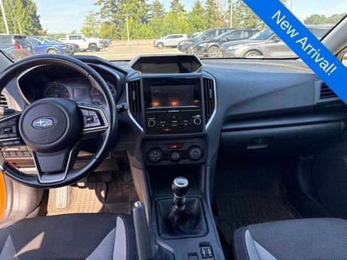 Used 2018 Subaru Crosstrek 2.0i Premium AWD/4WD image 11