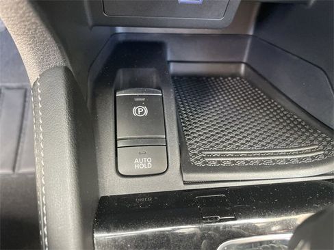 Used 2024 Nissan Kicks SV w/ Interior Electronics Package image 17