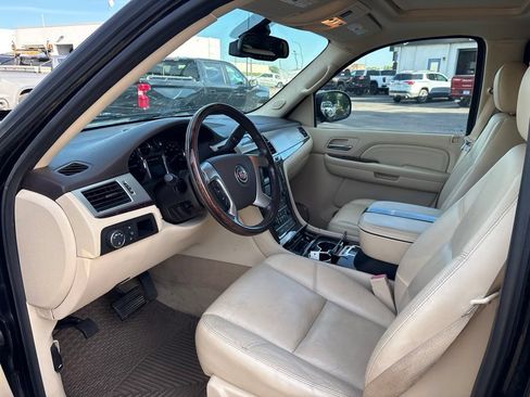 Used 2008 Cadillac Escalade EXT AWD/4WD image 11