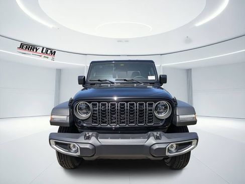 New 2026 Jeep Gladiator Sport AWD/4WD image 8