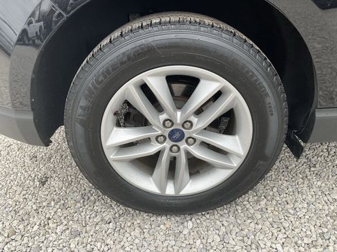 Used 2018 Ford Edge SEL w/ Equipment Group 201A image 9
