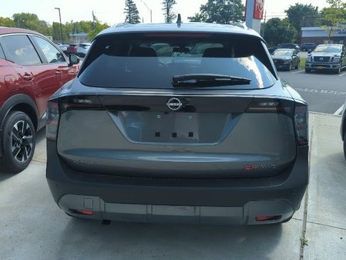 New 2025 Nissan Kicks SR w/ SR Premium Package image 3
