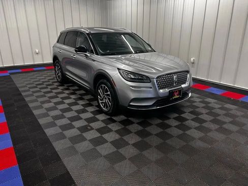 Used 2022 Lincoln Corsair AWD w/ Equipment Group 101A image 2