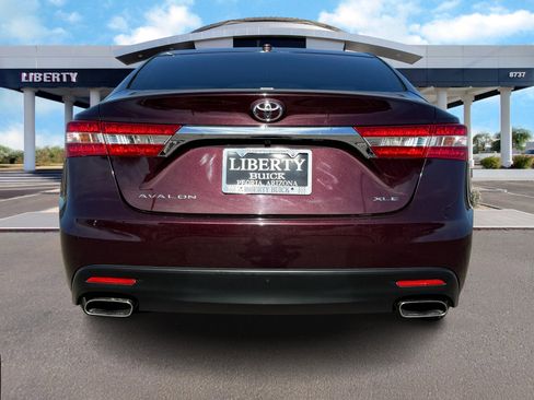 Used 2015 Toyota Avalon Limited image 5