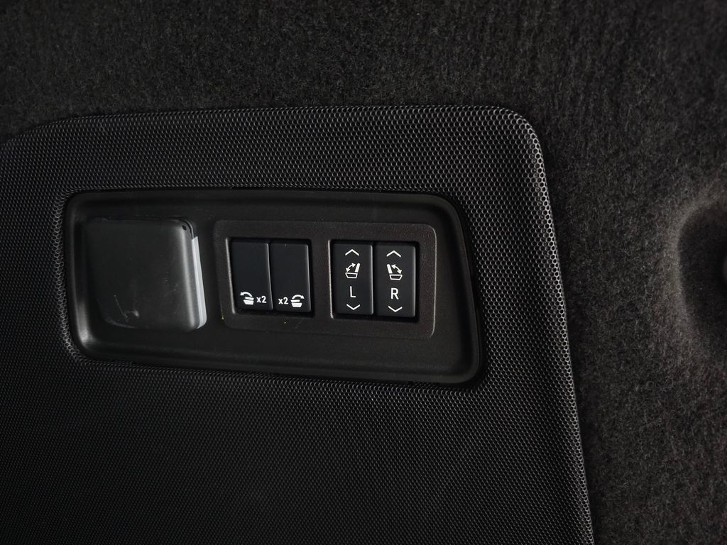 Used 2025 Cadillac Escalade V w/ LPO, Floor Liner Package AWD/4WD image 6