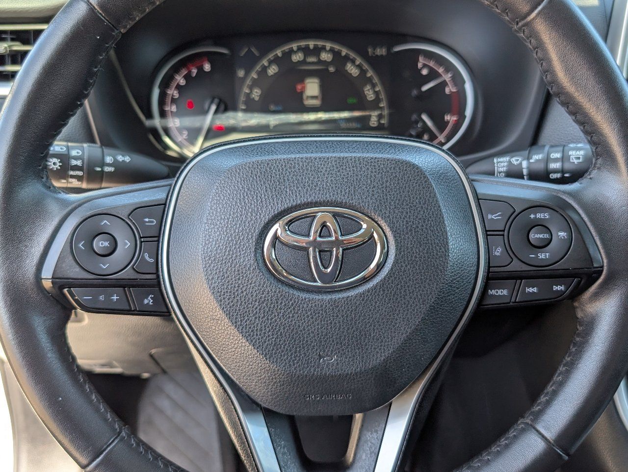 Used 2024 Toyota RAV4 Adventure AWD/4WD image 18