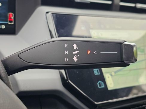 New 2027 Chevrolet Bolt LT w/ Comfort Package FWD image 32