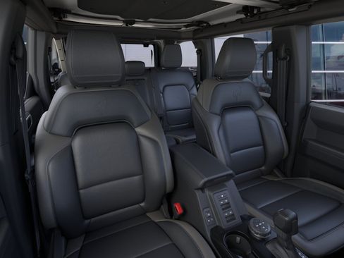 New 2026 Ford Bronco Outer Banks AWD/4WD image 12