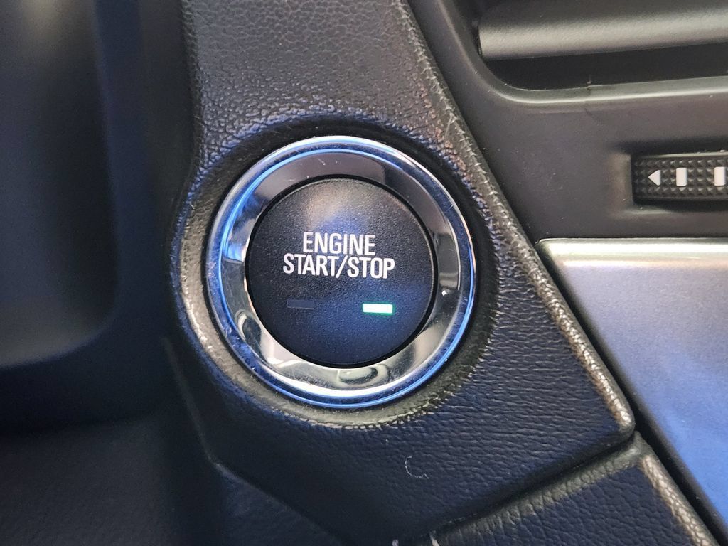 Used 2016 Chevrolet Suburban LTZ AWD/4WD image 25