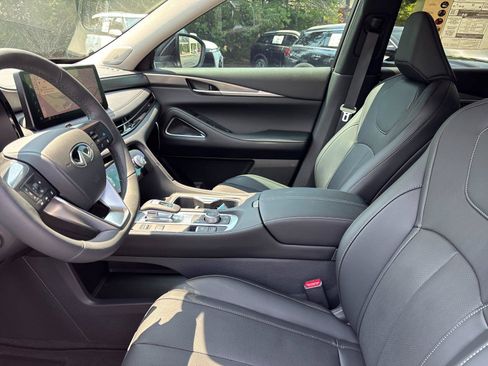 New 2027 INFINITI QX60 Luxe FWD image 15