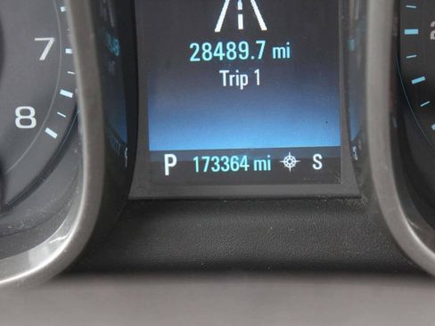 Used 2014 Chevrolet Malibu LT w/ Power Convenience Package FWD image 9