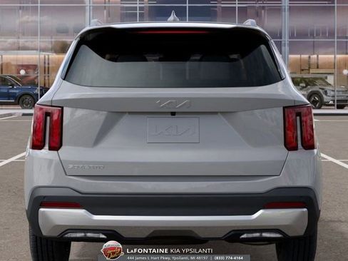 New 2025 Kia Sorento S w/ Panoramic Sunroof Package image 15