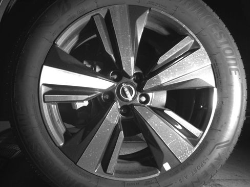 Used 2026 Nissan Rogue SL AWD/4WD image 15